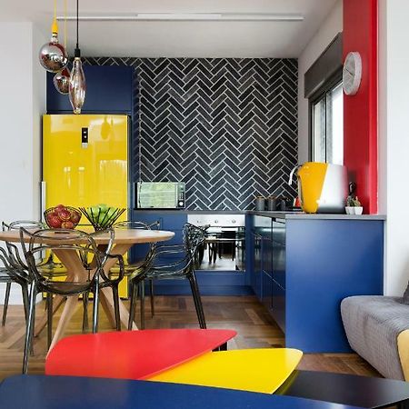 Colorful Bnb Apartment Хайфа Экстерьер фото