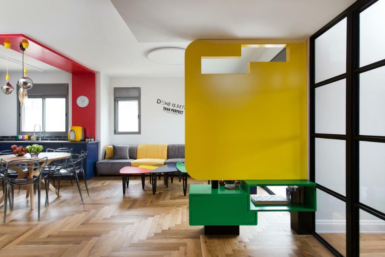 Colorful Bnb Apartment Хайфа Экстерьер фото